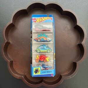 Hot Wheels ~ Street Beasts Cars 5 Pack (HLY77)